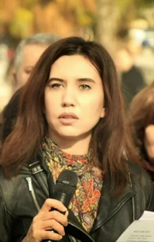 Bazı CHP'li kadınlar tacizin örtbas edilmesini istedi! Yarkadaş'a sosyal medyadan tepki gösterdiler