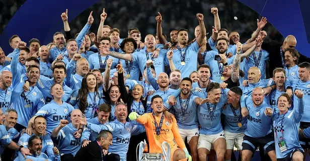 UEFA Şampiyonlar Ligi şampiyonu Manchester City İstanbul'dan ayrıldı