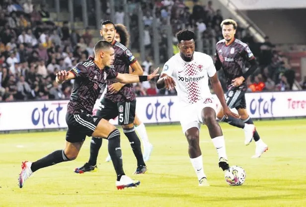 donusu-muhtesem-oldu-tamamen-iyilesen-djaniny-idmanda-sov-yapti-spor-haberleri-1666747171527.jpeg Dönüşü muhteşem oldu! Tamamen iyileşen Djaniny idmanda şov yaptı | Spor haberleri-11