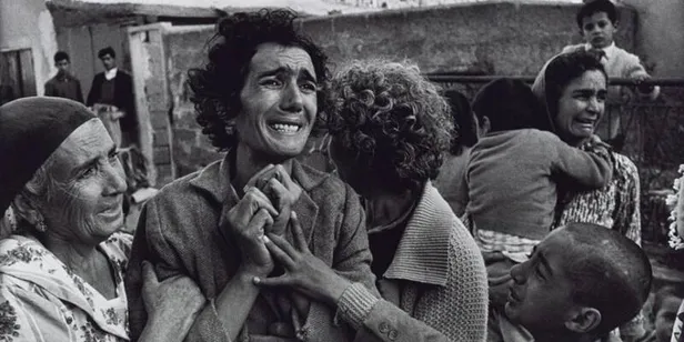 İngiliz gazetesi, Rumların kara propagandasını deşifre etti: Fotoğraftaki kadın eşi Rumlar tarafından katledilen bir Türk-1