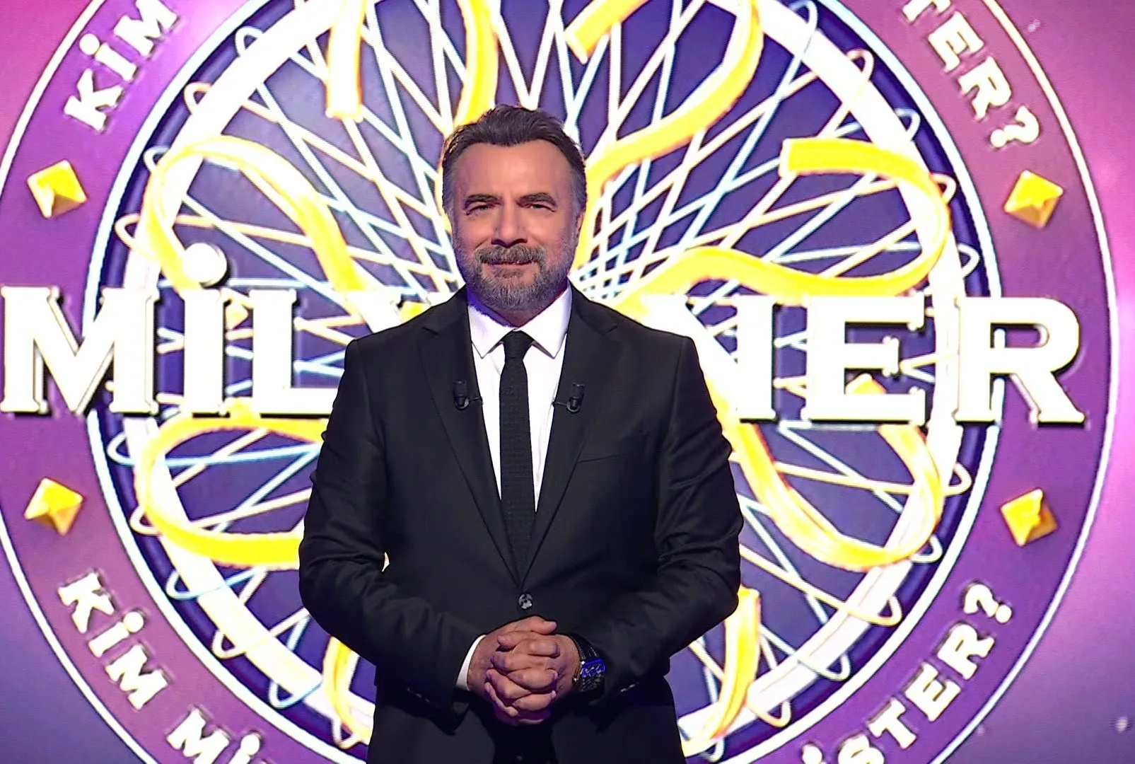 Türkçeye ‘çinofil’ olarak da çevrilen ‘chionophile’ ifadesi hangisi için kullanılır?