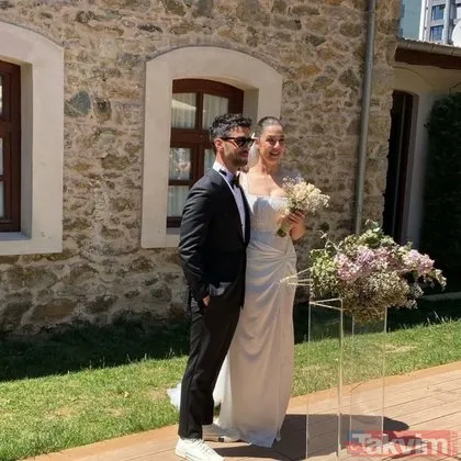 Melis Birkan ve Aras Aydın evlendi! Yırtmaçlı gelinliğiyle Ankara havası oynadığı anlar olay oldu! Sosyal medya ikiye bölündü
