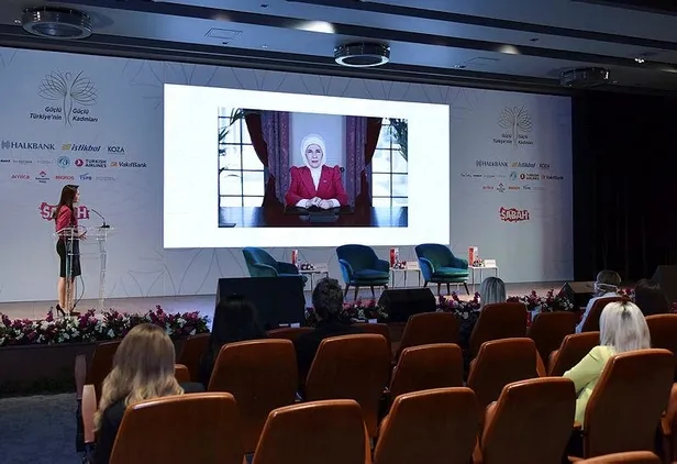 Emine Erdoğan'dan Turkuaz Medya tarafından düzenlenen Güçlü Türkiye'nin Güçlü Kadınları Zirvesi'nde önemli açıklamalar-6