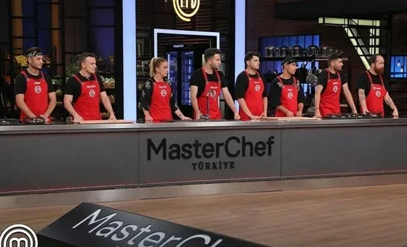 Acun Ilıcalı acil operasyon çekti artık gına geldi! Masterchef'te hep aynı şeyi yaşıyor diye TV 8'i silkeleyecek yayından kalkacak-6