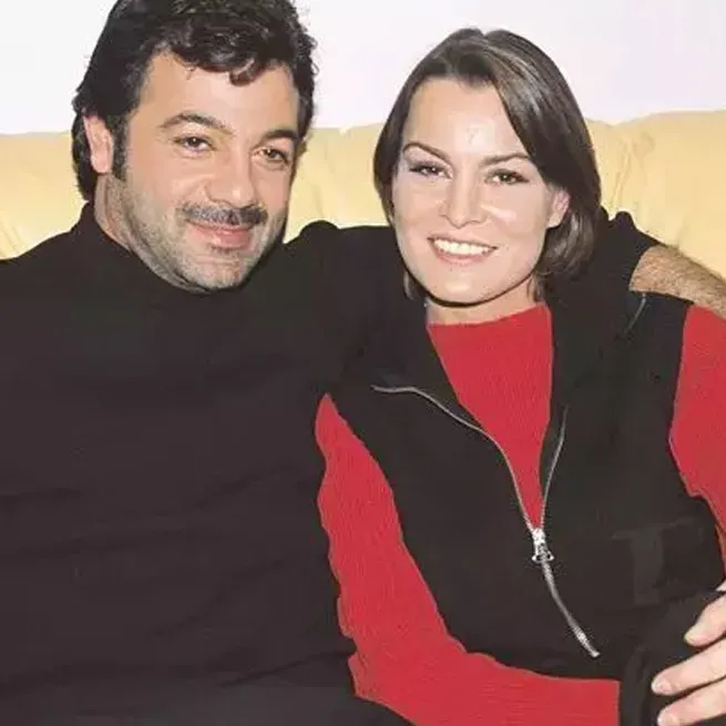 Başka Bir Gün'ün Güngör'ü meğer bir dönem Yeşilçam yıldızıyla evliymiş! Nur Sürer'in eski eşi bakın kim... - 11