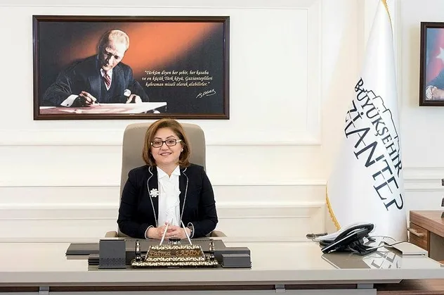 Başkanlık koltuğuna 4 kadın aday oturacak