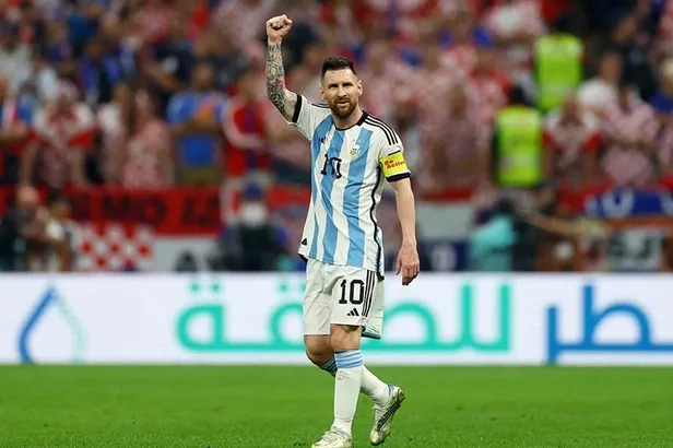 lionel-messi-49-finaline-dunya-kupasini-kaldirmak-icin-cikacak-1671236209590.jpeg