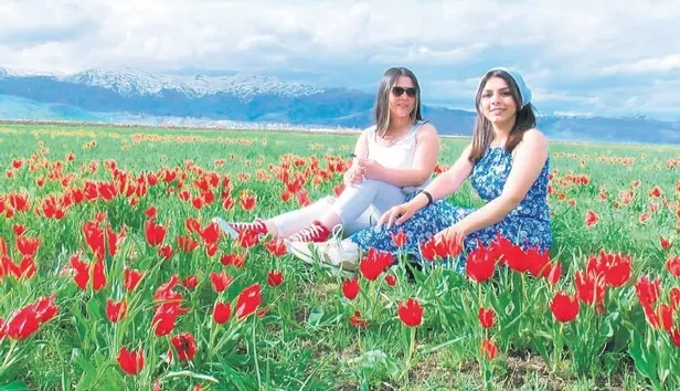 evli-olan-antalyali-mursel-ile-abdli-anna-tasiyici-annenin-dunyaya-getirdigi-bebeklerine-kavustular-1651695699611.jpeg Evli olan Antalyalı Mürsel ile ABD’li Anna taşıyıcı annenin dünyaya getirdiği bebeklerine kavuştular-3