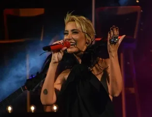 Sıla, Kate Moss'a özendi