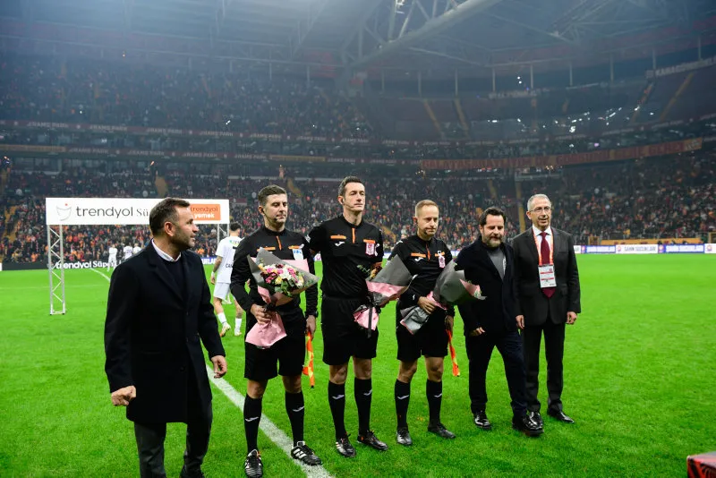 Galatasaray Karagümrük'ü tek golle geçti! - 11