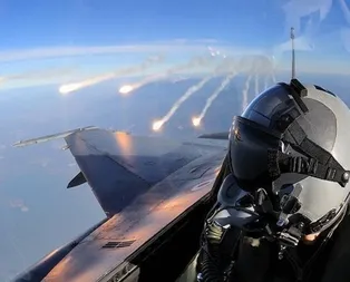 Irakın kuzeyine hava harekâtı! Türk jetleri Kandili bombaladı