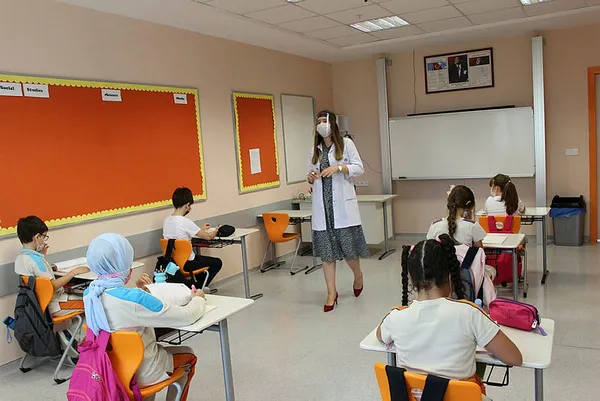 Son dakika: AK Parti'den flaş hamle! Öğretmenlik Meslek Kanunu TBMM'de! Öğretmen maaşlarında 2 bin liralık artış!-6