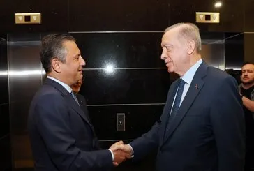 Başkan Erdoğan tarafından kabul edilen Özgür Özel görüşmeyi anlattı: Birtakım gülüşmeler, karşılıklı espriler oldu