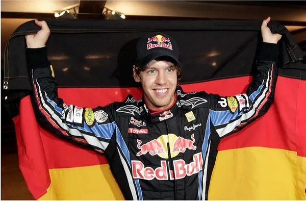 formula-1-pilotu-sebastian-vettel-sezon-sonunda-emekli-olacagini-acikladi-1659011333371.jpg Formula 1 pilotu Sebastian Vettel, sezon sonunda emekli olacağını açıkladı-4