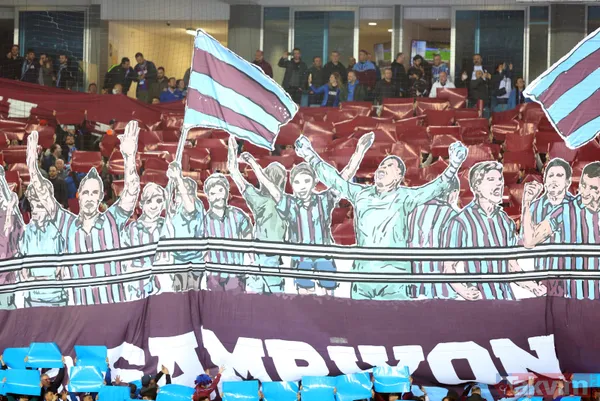 Trabzonspor - Beşiktaş derbisinde muhteşem koreografi! Büyük beğeni topladı... - 9