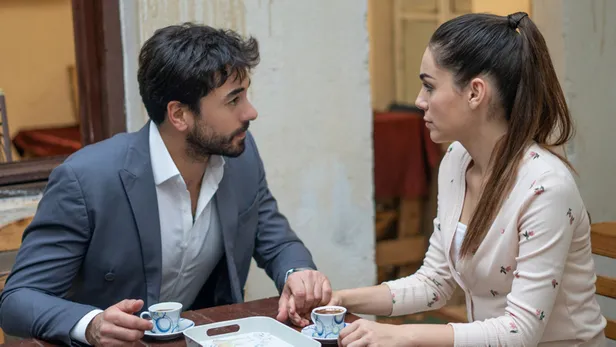 gaddar-bir-insansin-sen-kalp-yarasi-16-bolum-fragmani-olanlar-karsisinda-suurunu-yitirecek-1634020558886.jpg Gaddar bir insansın sen! Kalp Yarası 16. bölüm fragmanı: Olanlar karşısında şuurunu yitirecek-4