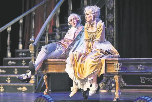 savas-basliyor-aldatmak-yeni-bolumuyle-milyonlari-yine-ekrana-kilitleyecek-1665608376653.jpeg Savaş başlıyor! 'Aldatmak' yeni bölümüyle milyonları yine ekrana kilitleyecek | Saklambaç haberleri-6