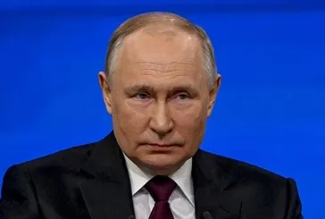 Rusya Devlet Başkanlığı seçimini oyların 87,8'ini alan 'Putin' kazandı!