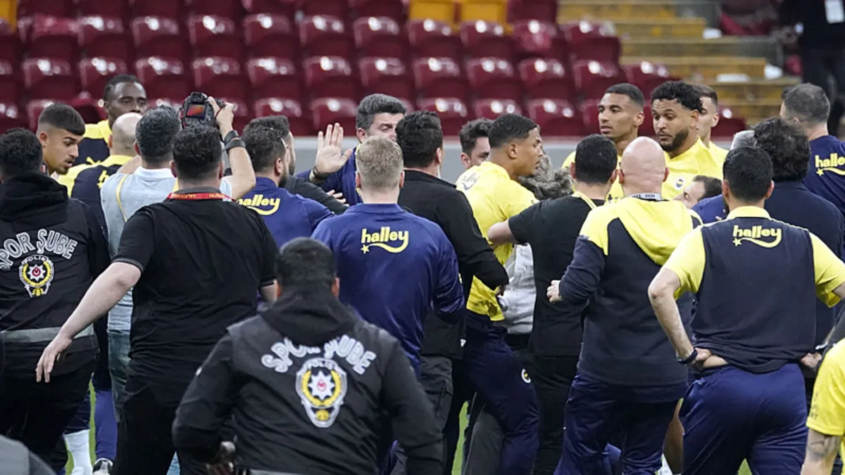 Jayden Oosterwolde'den derbi için mahkemde savunma! "Neden buradayım bilmiyorum"