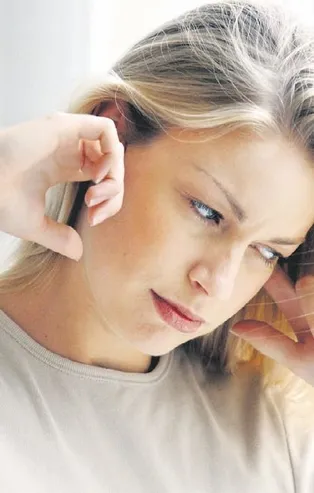 Ağrısı hayatı kabusa çeviriyor! Beslenme alışkanlıklarınız da kulak iltihabına sebep olabiliyor