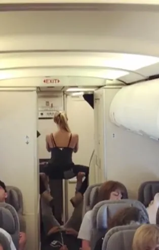 Uçakta ilginç anlar!