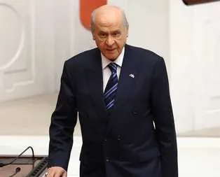 MHP’den muhaliflere kurultay resti