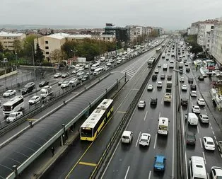 Kısıtlamaya saatler kala trafik yoğunluğu