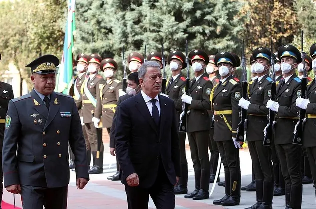 SON DAKİKA: Türkiye ile Özbekistan arasında imzalar atıldı!