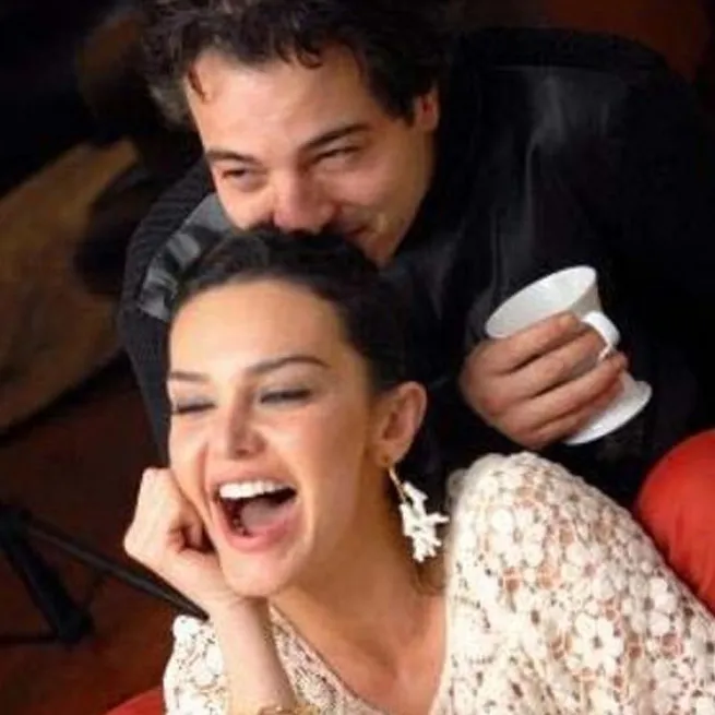 Başka Bir Gün'ün Güngör'ü meğer bir dönem Yeşilçam yıldızıyla evliymiş! Nur Sürer'in eski eşi bakın kim... - 12