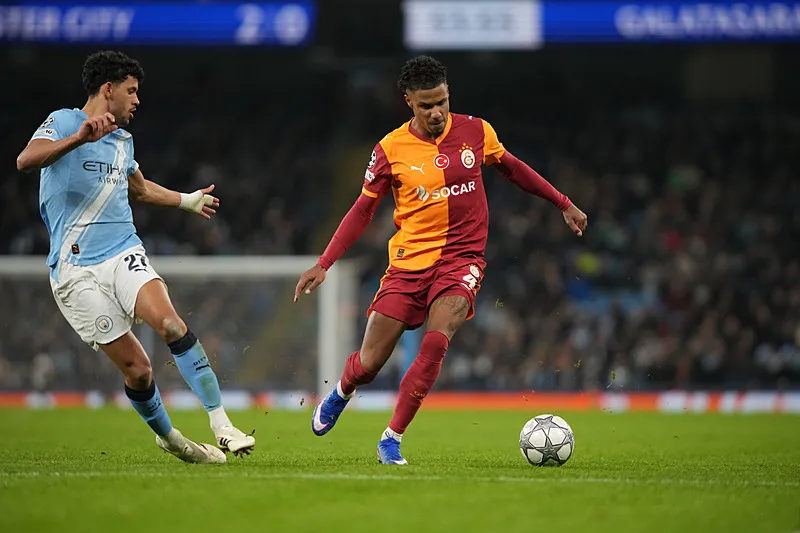 Galatasaray'da orta saha transferi bitiyor! Devler Ligi için 3. futbolcu bulundu - 3