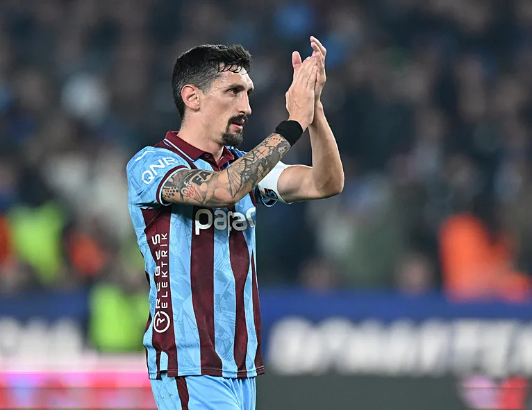 Trabzonspor’da Stefan Savic’e yakın takip