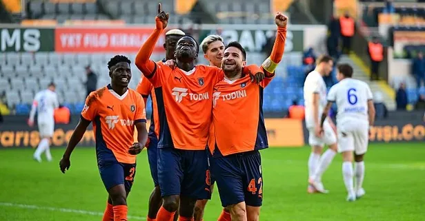 Başakşehir hata yapmadı! Başakşehir - Rizespor : 2-0 | MAÇ SONUCU