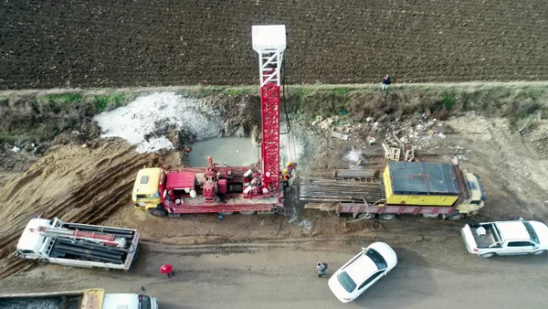 kuraklik-tehlikesi-istanbulun-yani-basinda-edirnenin-barajlari-kurudu-1610027704493.jpg Kuraklık tehlikesi İstanbul'un yanı başında! Edirne'nin barajları kurudu-6