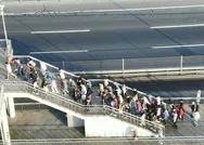 İstanbulda toplu taşıma çilesi! Vatandaş isyanda: Seferler arttırılsın