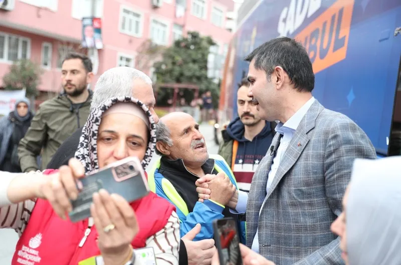 cumhur-ittifaki-ibb-baskan-adayi-murat-kurum-rantci-ekreme-sert-vurdu-istanbulun-kaynaklarini-kendi-gelecekler-1711474836870.jpeg Cumhur İttifakı İBB Başkan adayı Murat Kurum, 'Rantçı Ekrem'e sert vurdu: İstanbul'un kaynaklarını kendi gelecekleri için harcadılar-4