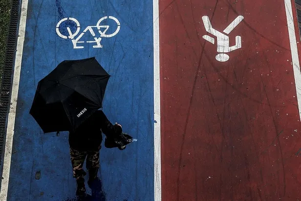 Megakent İstanbul güne yağmurla uyandı! Yağışlar sürecek mi? 23 Şubat hava durumu-5