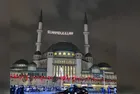 Taksim Camisi'ne "Elhamdülillah" yazılı ramazan mahyası asıldı