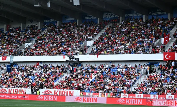 Türkiye Japonya'ya da kaybetti! Stefan Kuntz topun ağzında - 2