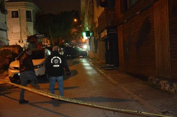 istanbul-bakirkoyde-catisma-silahlar-pes-pese-patladi-1644706155656.jpeg İstanbul Bakırköy'de çatışma! Silahlar peş peşe patladı-2
