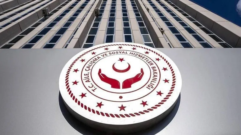 15-ilde-kpsssiz-personel-alimi-buro-memuru-temizlik-iscisi-sofor-sosyal-yardim-gorevlisi-araniyor-mugla-giresu-1715691968395.jpeg Büro memuru, temizlik işçisi, şoför, sosyal yardım görevlisi aranıyor! KPSS ŞARTSIZ personel alımı başvuru şartları! Muğla, Giresun, Ordu, Van, Konya, Balıkesir...-2