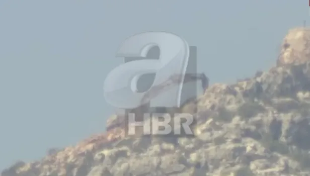 Meis adasında iş makineleri mevzi kazıyor