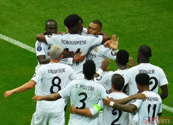 UEFA Süper Kupa'da şampiyon Real Madrid! Mbappe siftah yaptı... Arda Güler 4. kupasını kaldırdı - 26