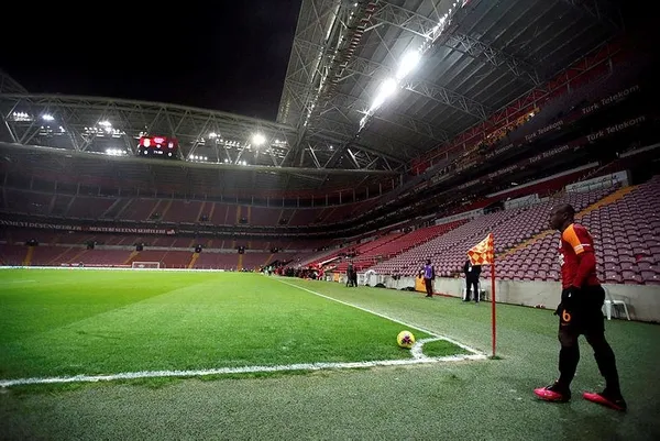 Galatasaray'da Onyekuru ve Seri bombası! İki eski yıldız geri dönüyor - 2