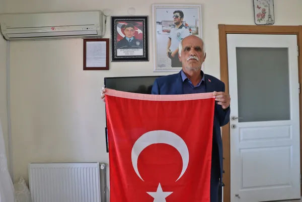 sofi-nurettinin-oldurulmesi-sonrasi-gara-sehidi-polis-memuru-vedat-kayanin-babasi-bu-haber-yuregimize-su-serpti-1621331480510.jpg Sofi Nurettin'in öldürülmesi sonrası Gara şehidi polis memuru Vedat Kaya'nın babası: Bu haber yüreğimize su serpti-2