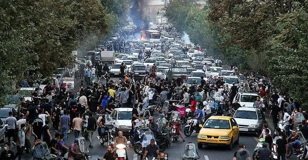 İran’da Mahsa Emini protestoları durmuyor! 300’den fazla ölü