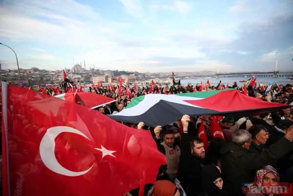 Galata'dan şehitlerimiz ve Filistin için dünyaya haykırış... İsimleri tek tek okundu | Tarihi günden tarihi kareler! - 45