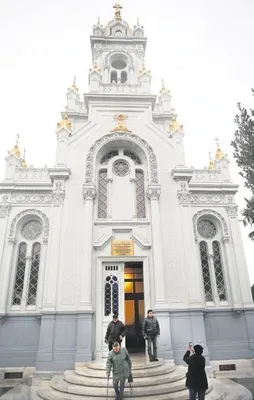 Demir Kilise’ye ziyaretçi akı