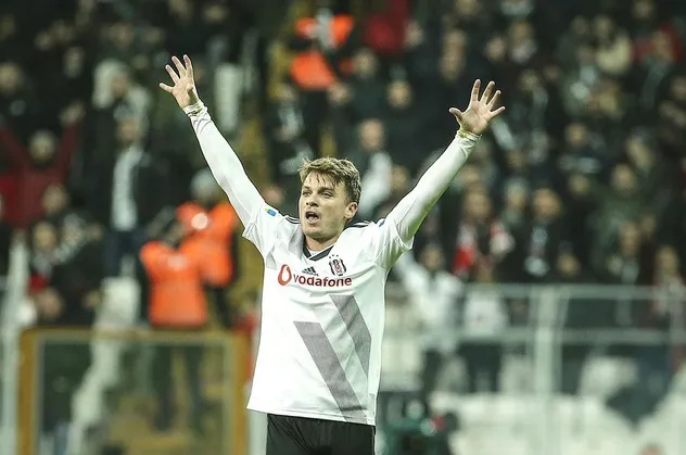 Beşiktaş'ta son dakika transfer operasyonu: Adem Ljajic gidiyor eski yıldız Talisca geliyor!
