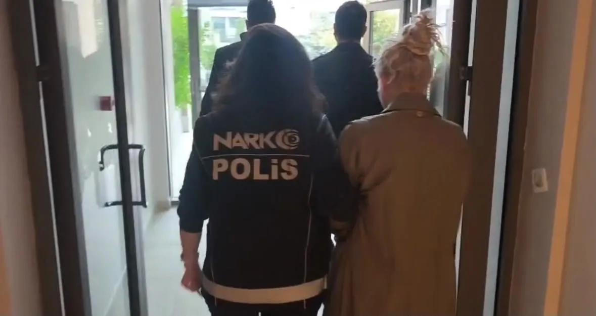 1790069041446.jpeg Ankara'da uyuşturucu ve fuhuş soruşturmasında 4. dalga operasyon: 16 şüphelinin tamamı gözaltında-6