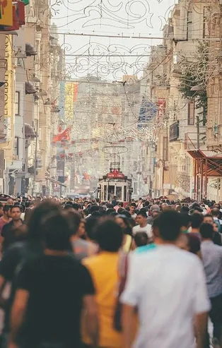 Avrupa'nın en genci Türkiye! AB üyesi 20 ülkenin nüfusunu geride bıraktı